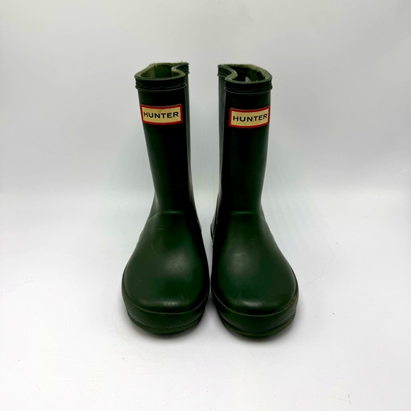Hunter Classic Green Rain Boots Youth Size 8 US Pull On Rubber Rain Boots - Picture 3 of 9
